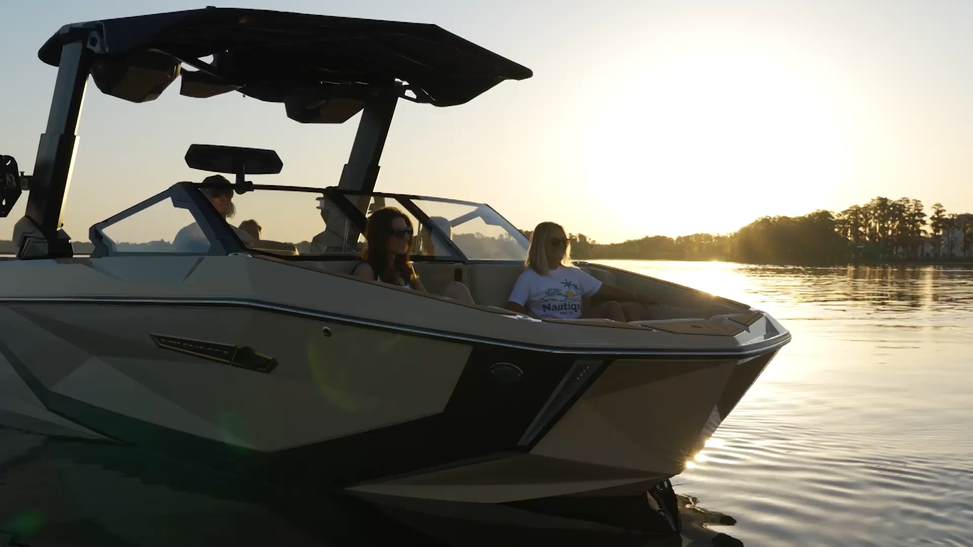 Wakeboat — Marine · Official dealer